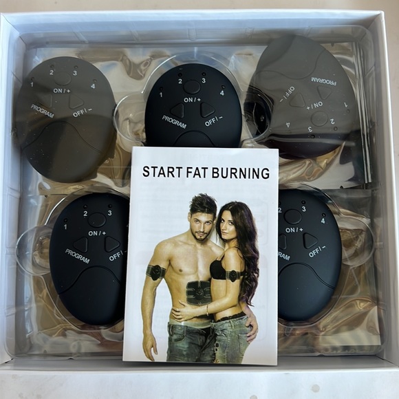 New Mobile Gym Smart Fitness EMS Fit Boot
Toning Beauty Body, Abs and Arms - Picture 4 of 4